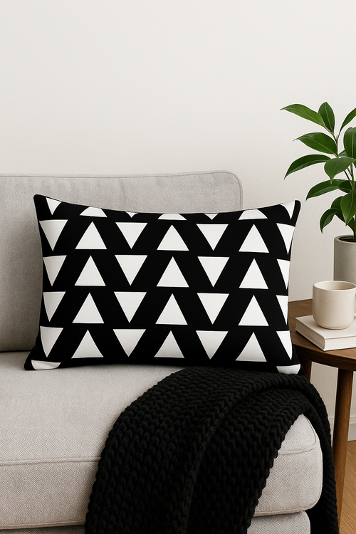 housse de coussin géométrique noir et blanc pour canapé - vue 2 sur 2