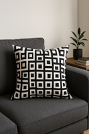 housse de coussin noire et blanche géométrique ondulée décorative