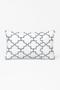 housse de coussin rectangulaire motif géométrique gris patchwork décoratif