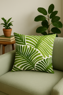 housse de coussin tropicale pour un salon élégant