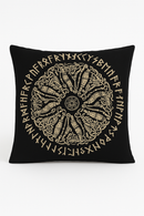 housse de coussin viking amulet motif géométrique noir et blanc