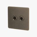 interrupteur-double-2-voies-interm-diaire-switch-en-acier-gris-vieilli-bords-arrondis-0.png