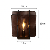 Lampe à poser design LED avec plaque en verre Creative