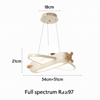 lustre créatif en forme d'avion pour enfant