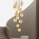 lustre design en marbre doré avec éclairage led tendance 2024