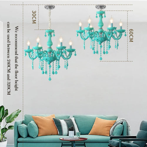 lustre-en-cristal-pour-une-chambre-de-petite-fille-4.png