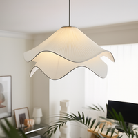 lustre en tissu plissé style nordique simple et confortable