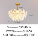 lustre-r-tro-en-plumes-pour-une-ambiance-romantique-et-luxueuse-9.png