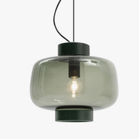 lustre unique design vitrail pour un intérieur élégant
