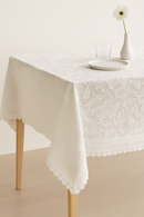 Nappe dentelle florale style champetre brodee coton table