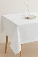 Nappe florale damassee lavable impermeable style moderne cuisine