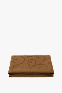 Nappe motif damassé floral imperméable facile entretien maison