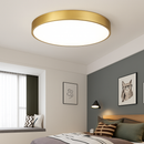 plafonnier-led-ultra-fin-design-pour-un-clairage-moderne-3.png