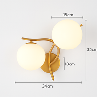 plafonnier moderne en verre design pour intérieur élégant