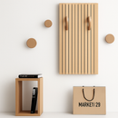 portemanteau mural créatif en bois avec crochets et cintres