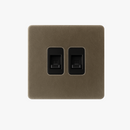 prise-double-rj45-en-acier-gris-vieilli-bords-arrondis-0.png