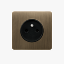 prise-lectrique-en-acier-gris-vieilli-bross-bords-arrondis-0.png