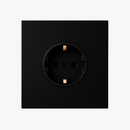 prise-lectrique-europe-en-acier-noir-mat-0.png