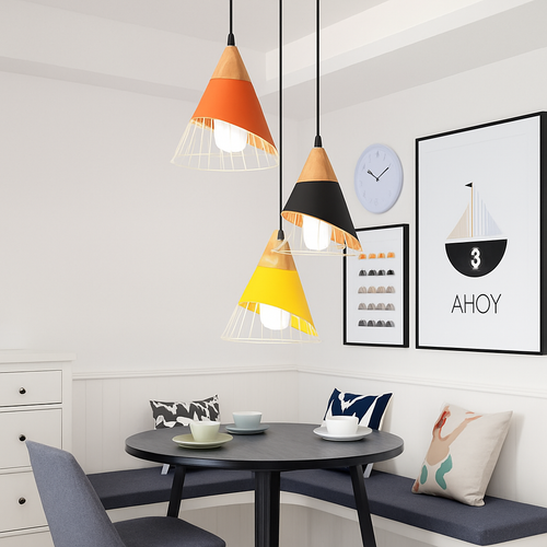 Suspension design LED en bois et cage de couleur - vue 4 sur 8