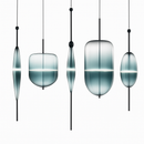 Suspension design moderne en verre en forme de goutte bleue
