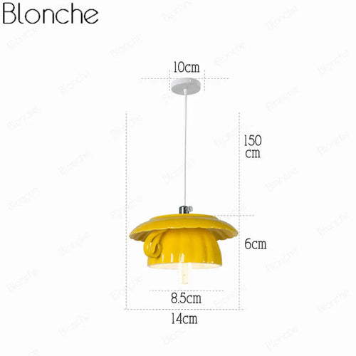 suspension-en-c-ramique-avec-tasse-de-th-et-th-i-re-7.png