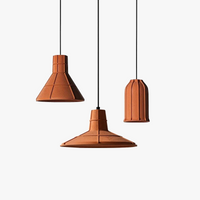 Suspension industrielle créative orange