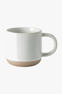 Tasse cafe ceramique mouchetee design moderne anse