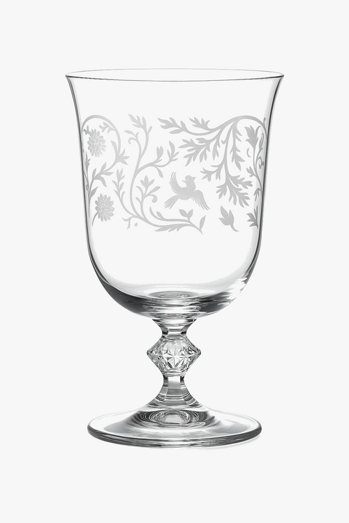 verres-a-martini-elegants-design-cocktail-classique-0.png