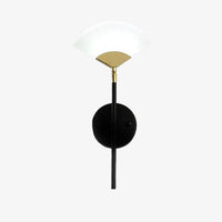 Applique murale design à LED en métal avec abat-jour triangle doré Chao