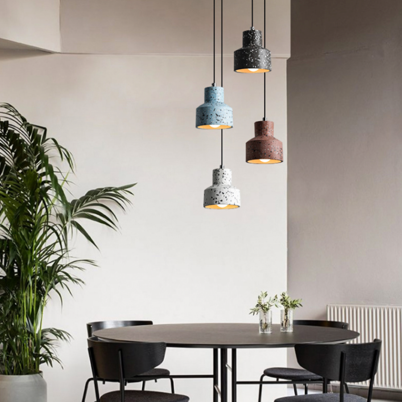 Suspension design en ciment style terrazzo coloré - vue 3 sur 9