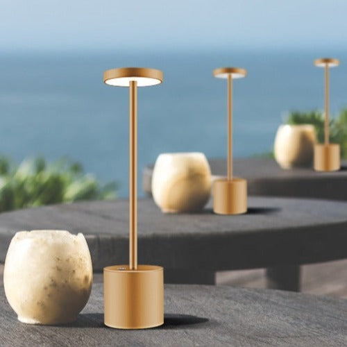 Lampe à poser moderne LED portable avec batterie Kade - vue 3 sur 11