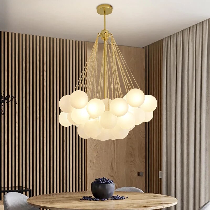 Lustre design avec multiples boules en verre Triz - vue 4 sur 11