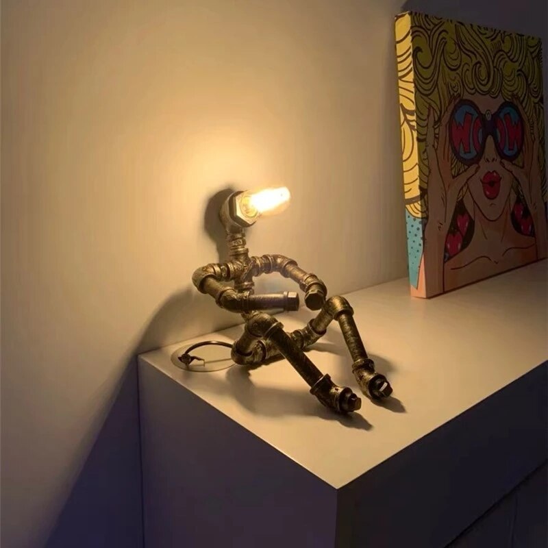 Lampe à poser industrielle LED figure robotique métallique Nile - vue 4 sur 15