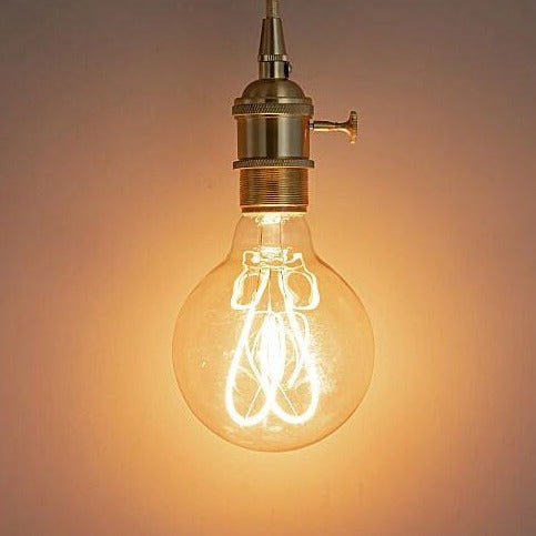 Ampoule globe à incandescence filament coeur vintage 4W à LED Edison - vue 3 sur 4