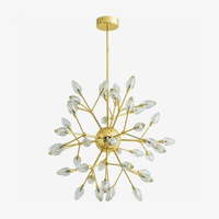 Lustre design LED doré avec plusieurs ampoules cristal