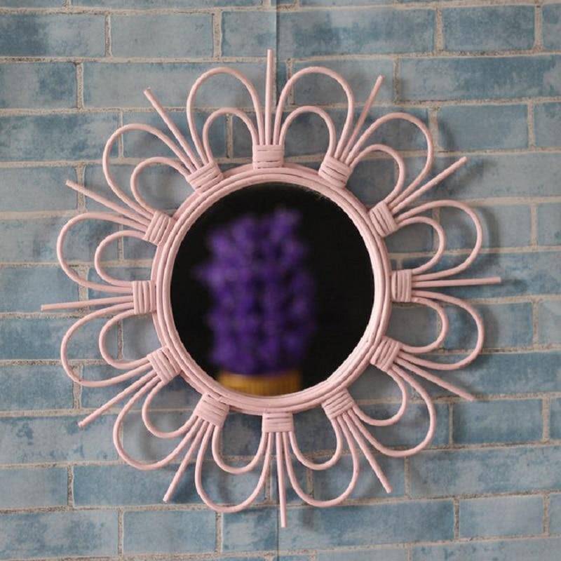 Miroir mural décoratif rond rose en fleur French - vue 2 sur 4