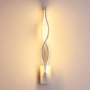 Applique murale design LED avec courbes en métal Sconce