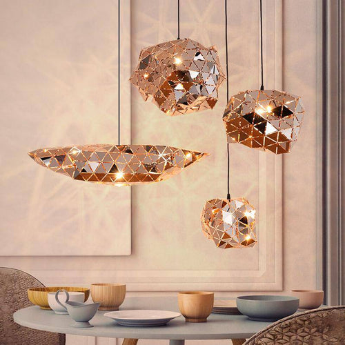 Suspension design plusieurs formes de petits triangles Sparks - vue 4 sur 10