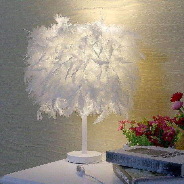 Lampe à poser LED avec plumes colorées - vue 2 sur 9
