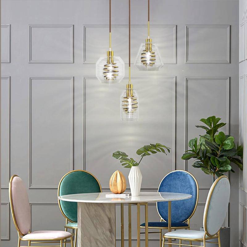Suspension design en verre avec spirale dorée - vue 12 sur 14