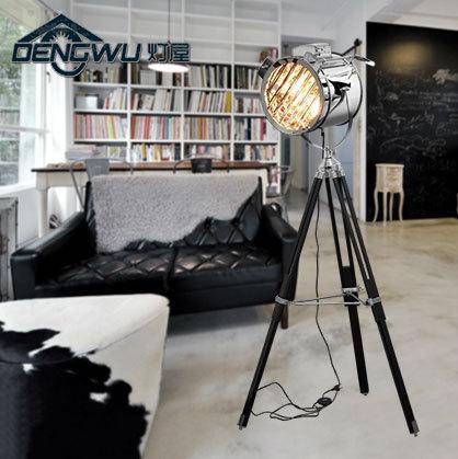 Lampadaire design projecteur chromé industriel Studio - vue 2 sur 2