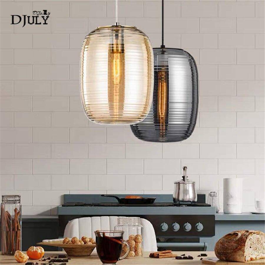 Suspension design LED avec abat-jour arrondi en verre à stripes Loft - vue 4 sur 7