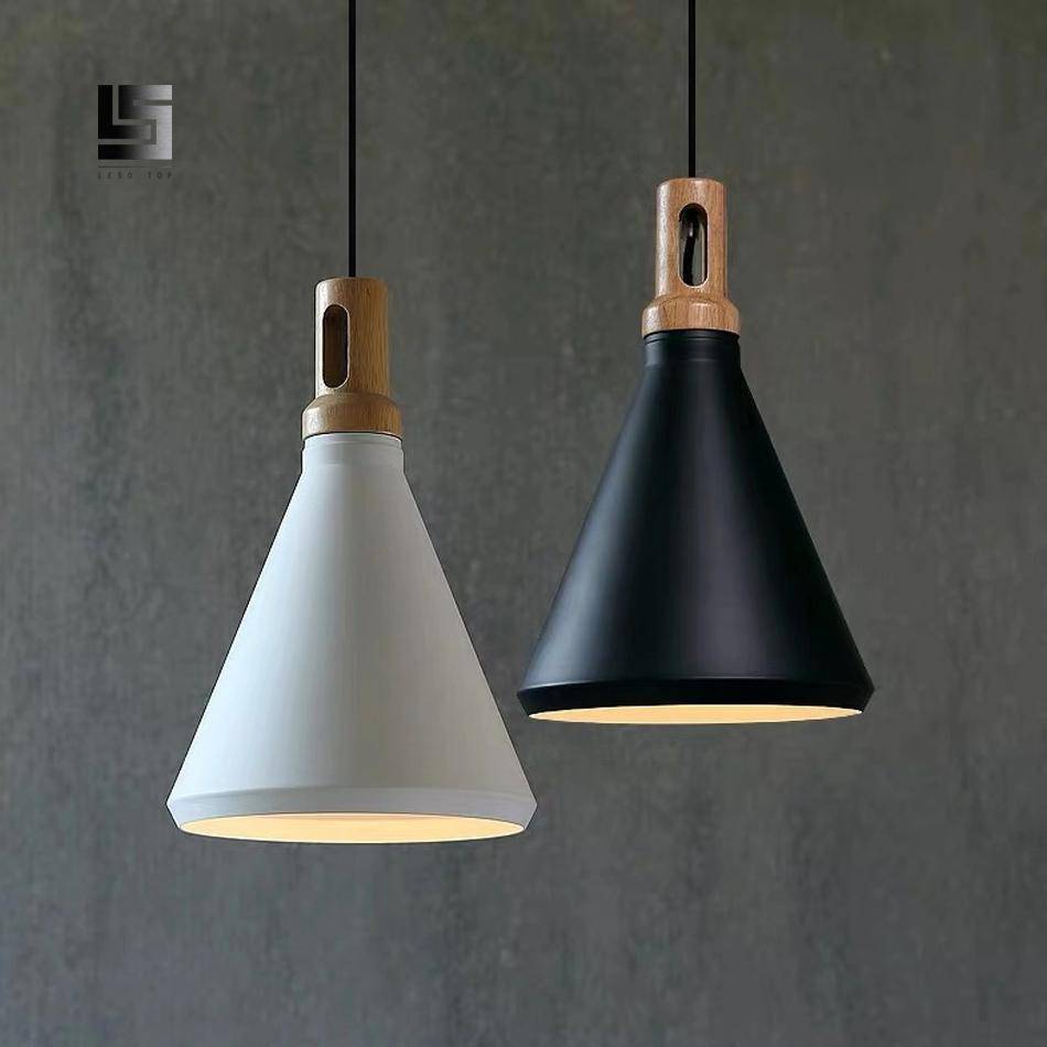 Suspension conique en aluminium et bois Nordic - vue 2 sur 4