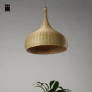 Suspension en bambou rustique arrondie Delicate