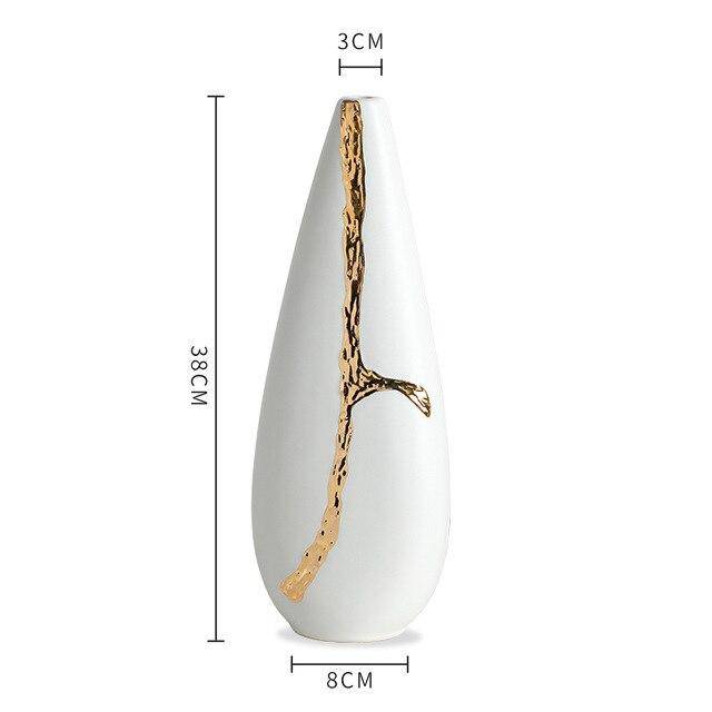 Vase design blanc au style abstrait doré Xuan - vue 7 sur 9
