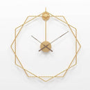 Horloge murale design hexagones décalés en métal