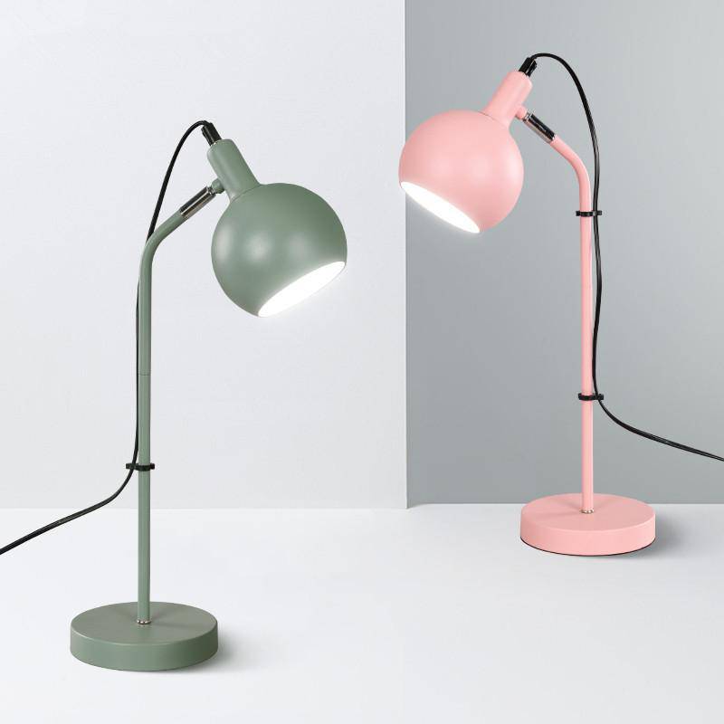 Lampe de bureau design de couleur avec abat-jour boule Candy - vue 4 sur 7