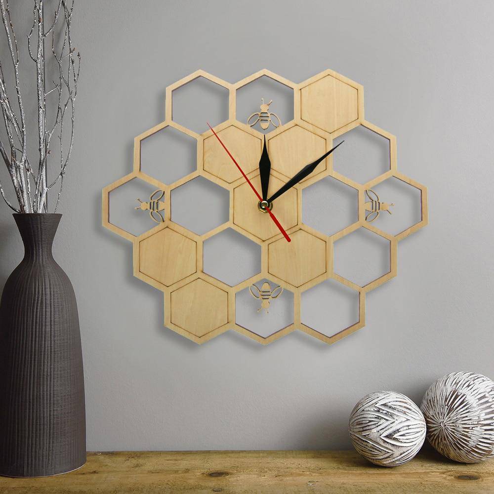 Horloge murale en bois avec alvéoles et abeilles 30cm - vue 3 sur 5