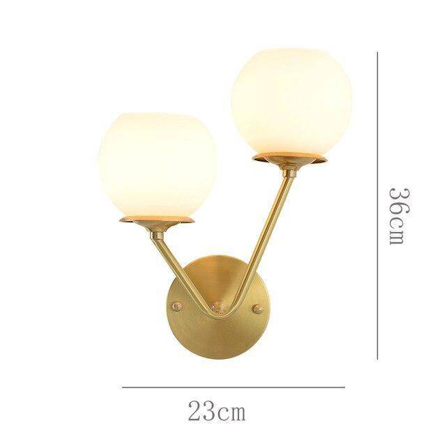 Applique murale design LED en métal doré avec double boule en verre - vue 4 sur 4