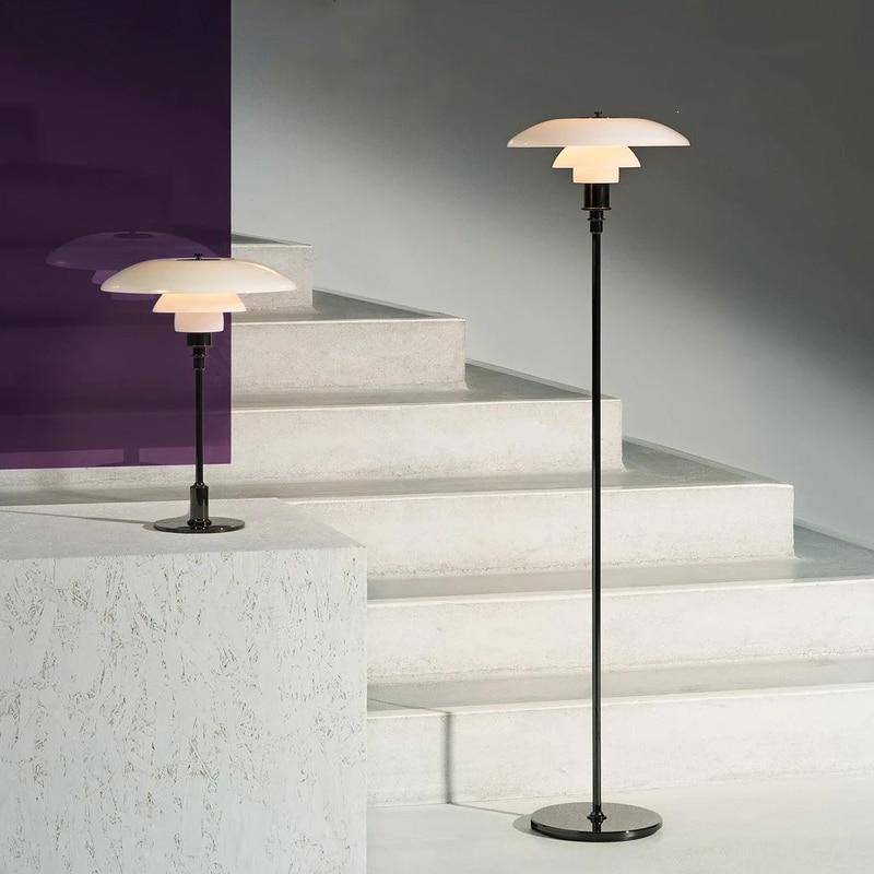 Lampadaire design à LED noir ou chromé Créative - vue 3 sur 9